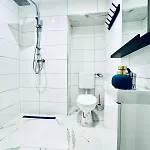 With Washer Near Area קלוסטרניובורג