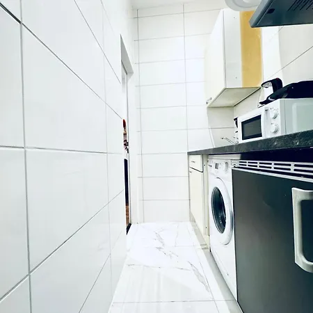 With Washer Near Area דירה